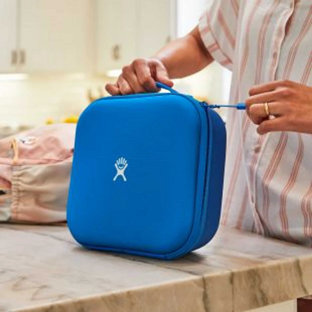 Hydro Flask Kids' Lunch Box - Lake 3 Hydro Flask Kids' Lunch Box - Lake