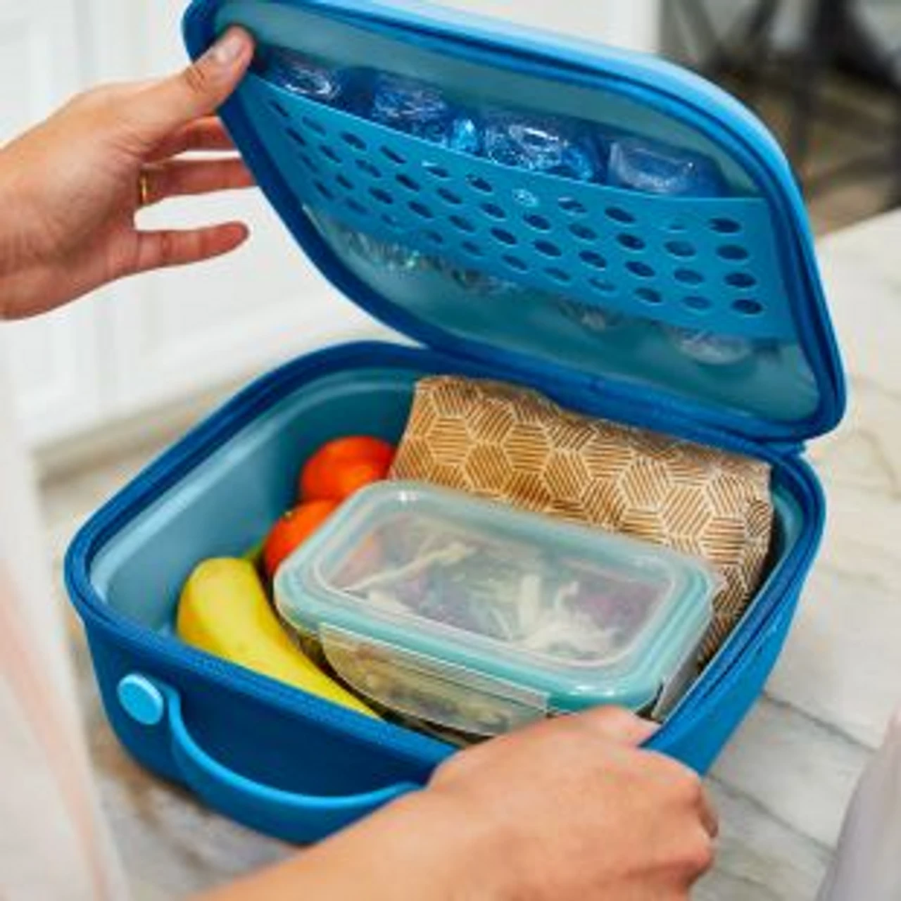 Hydro Flask Kids' Lunch Box - Lake 4 Hydro Flask Kids' Lunch Box - Lake - Image 2